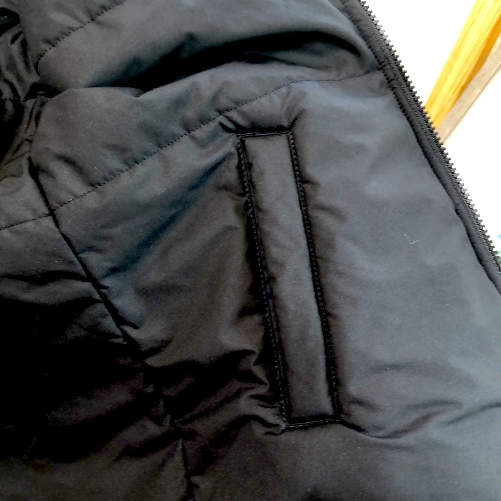 Reversible North Face Jacket - Picture 3 of 7